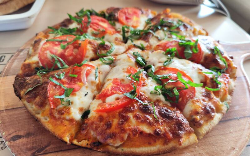 Pizza margherita